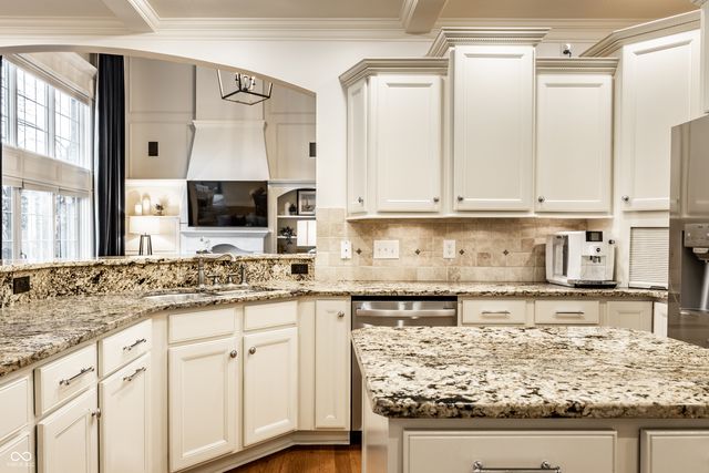 1995 Telfair Street, Carmel, IN 46032