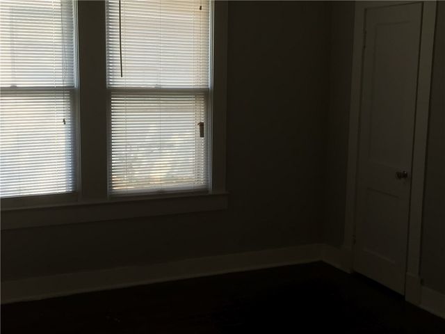 442 W Suffolk Avenue, Dallas, TX 75208