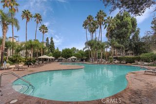 5535 Canoga Avenue 207, Woodland Hills (los Angeles), CA 91367