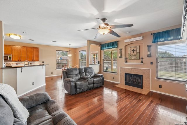 113 Crimson Tree, Cibolo, TX 78108
