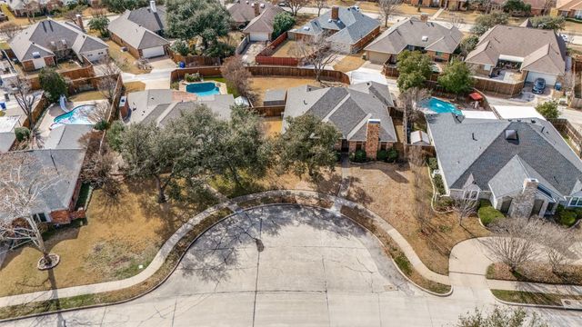 2516 Copper Creek Lane, Carrollton, TX 75006