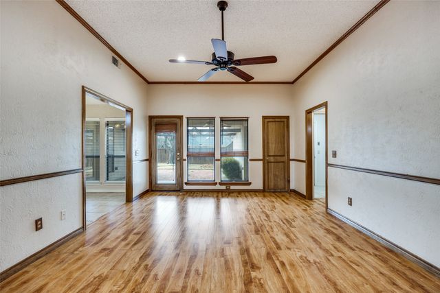 2516 Copper Creek Lane, Carrollton, TX 75006