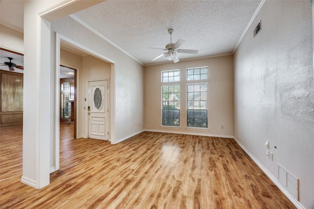 2516 Copper Creek Lane, Carrollton, TX 75006