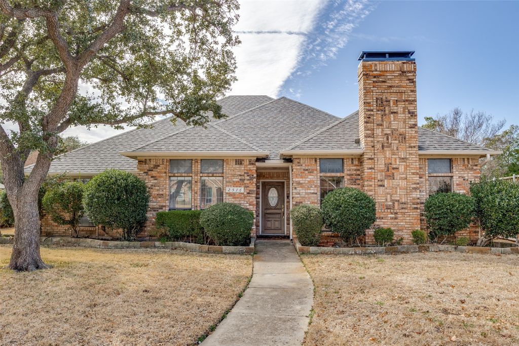 2516 Copper Creek Lane, Carrollton, TX 75006