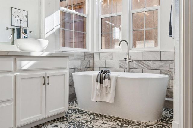 3989 Strafford Ct, Dublin, CA 94568