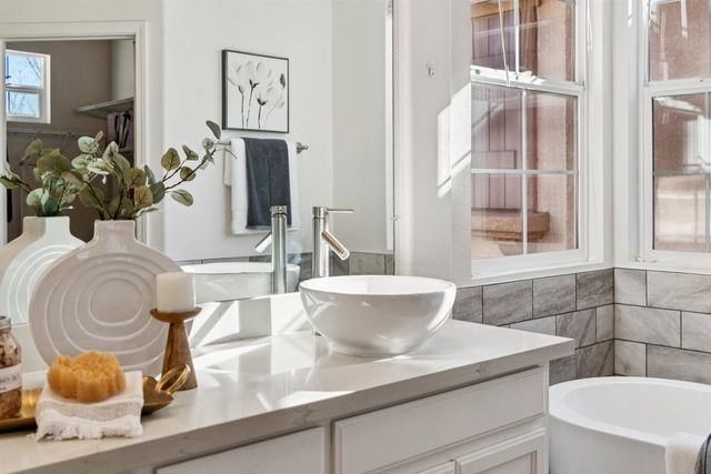 3989 Strafford Ct, Dublin, CA 94568