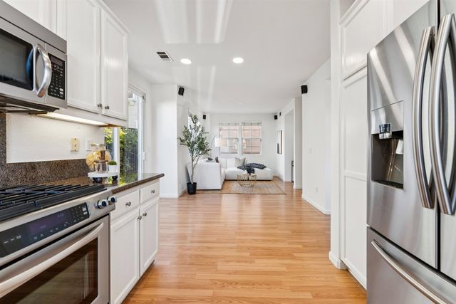 3989 Strafford Ct, Dublin, CA 94568