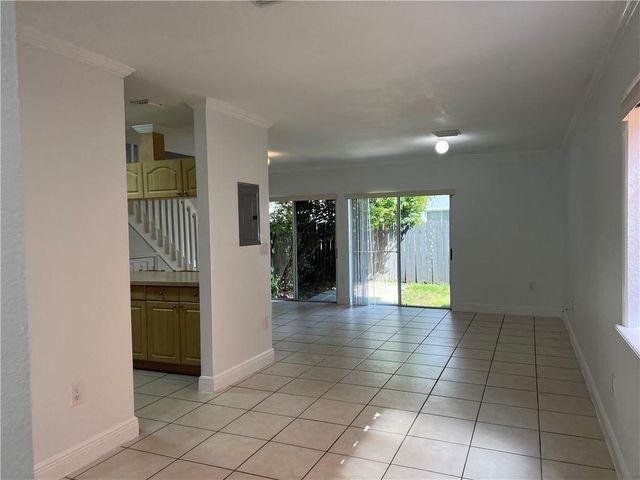 9425 SW 77TH Court, Miami, FL 33156