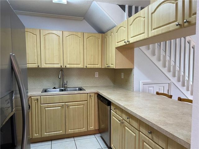 9425 SW 77TH Court, Miami, FL 33156
