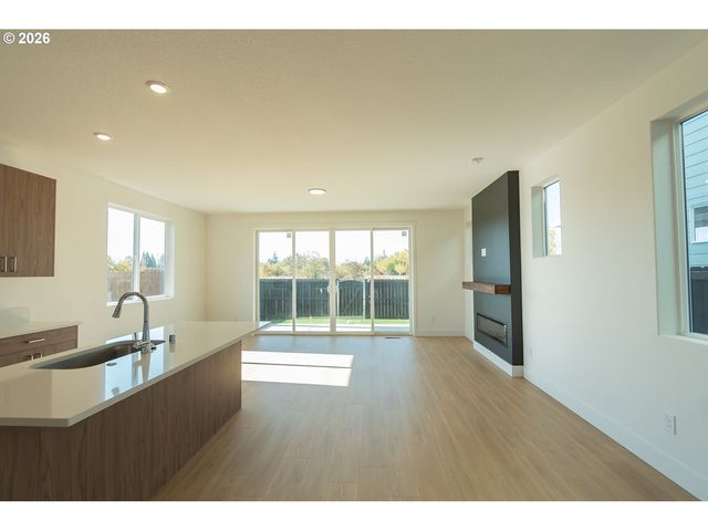 2430 Sw 5TH Pl, Battle Ground, WA 98604