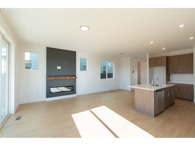 2430 Sw 5TH Pl, Battle Ground, WA 98604