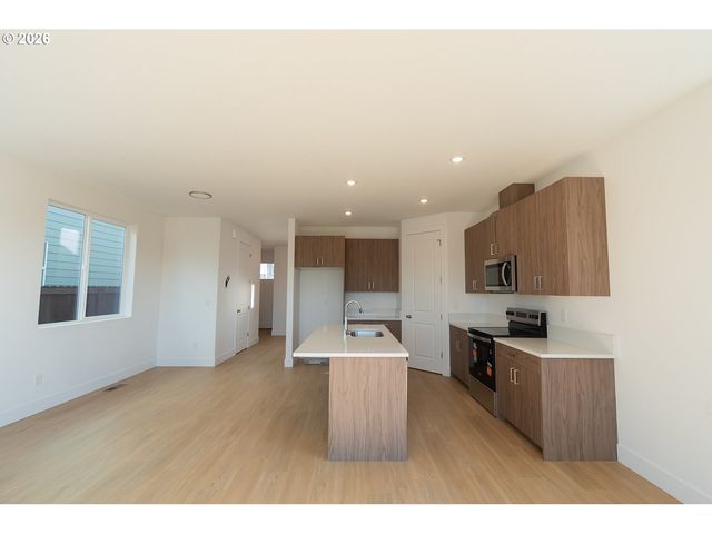 2430 Sw 5TH Pl, Battle Ground, WA 98604