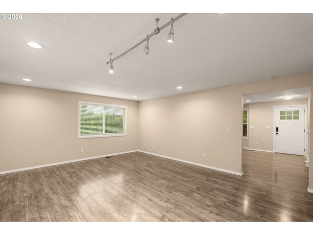 11484 Se 129TH Ave, Happy Valley, OR 97086