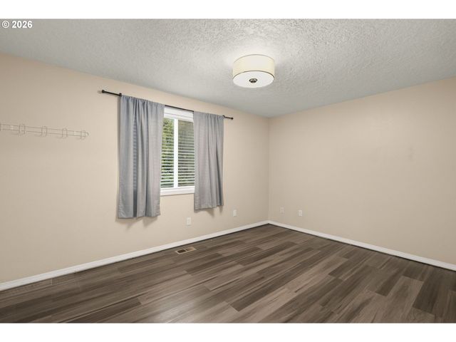 11484 Se 129TH Ave, Happy Valley, OR 97086