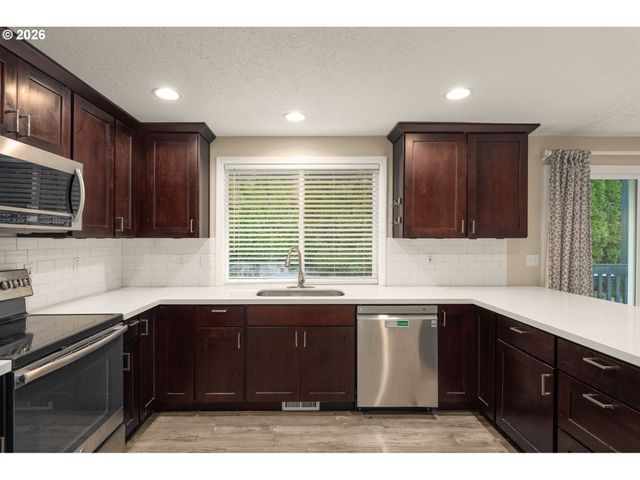 11484 Se 129TH Ave, Happy Valley, OR 97086