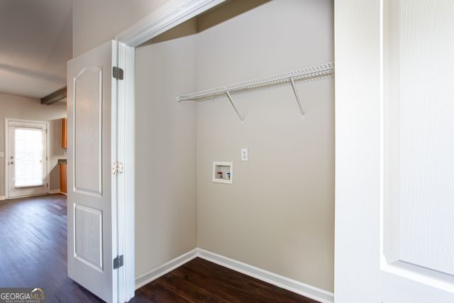 1255 Chinon Point, Lithonia, GA 30058