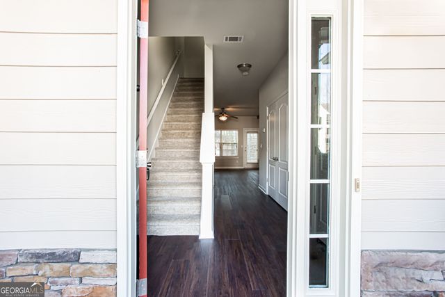 1255 Chinon Point, Lithonia, GA 30058