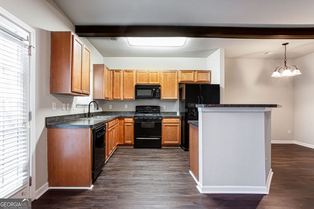 1255 Chinon Point, Lithonia, GA 30058