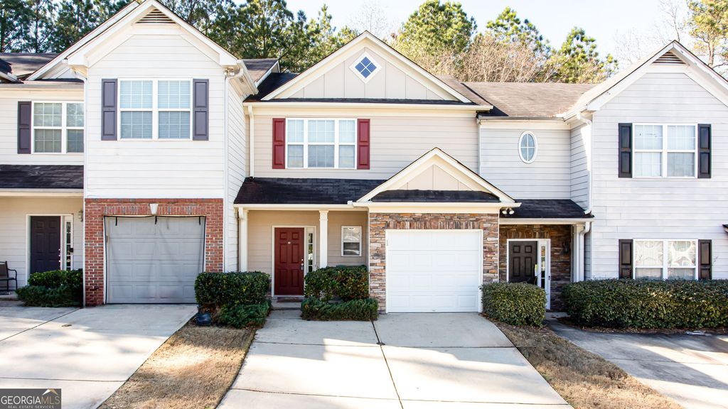 1255 Chinon Point, Lithonia, GA 30058
