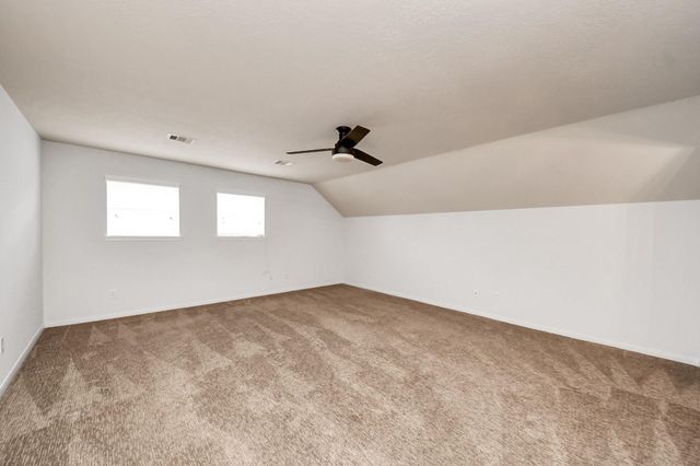 704 White Oak Pointe, League City, TX 77573