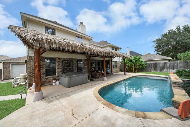 704 White Oak Pointe, League City, TX 77573