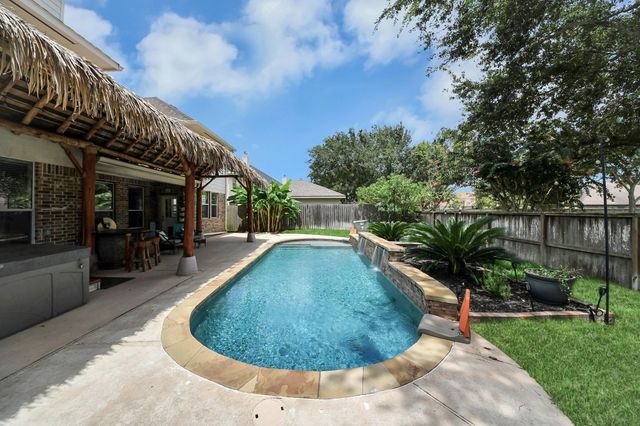 704 White Oak Pointe, League City, TX 77573