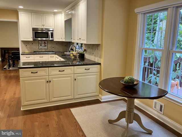 8224 LAKENHEATH WAY, Potomac, MD 20854