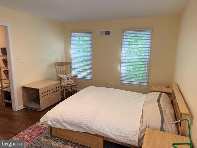8224 LAKENHEATH WAY, Potomac, MD 20854