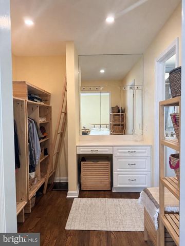 8224 LAKENHEATH WAY, Potomac, MD 20854
