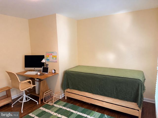 8224 LAKENHEATH WAY, Potomac, MD 20854