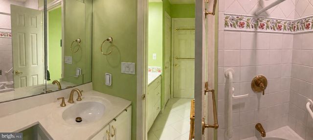 8224 LAKENHEATH WAY, Potomac, MD 20854