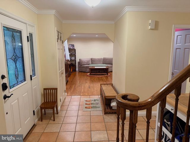 8224 LAKENHEATH WAY, Potomac, MD 20854