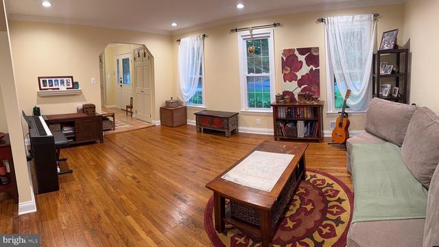 8224 LAKENHEATH WAY, Potomac, MD 20854