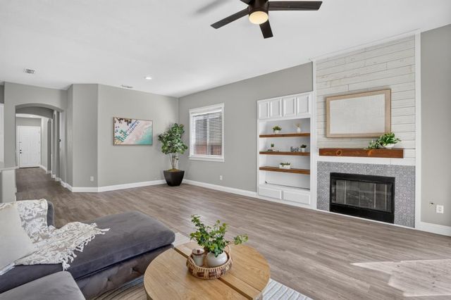 59 Jarvis Cir, Sacramento, CA 95834