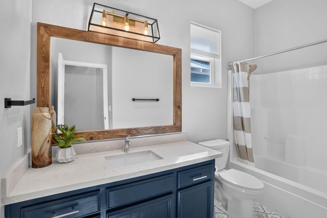 59 Jarvis Cir, Sacramento, CA 95834