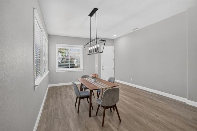 59 Jarvis Cir, Sacramento, CA 95834