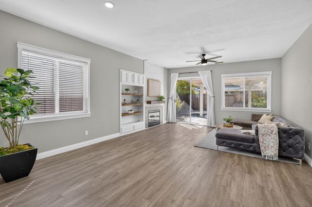 59 Jarvis Cir, Sacramento, CA 95834