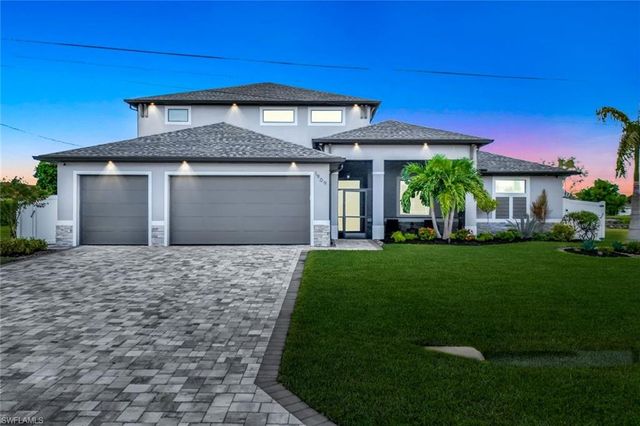 1909 SE 14th ST, Cape Coral, FL 33990