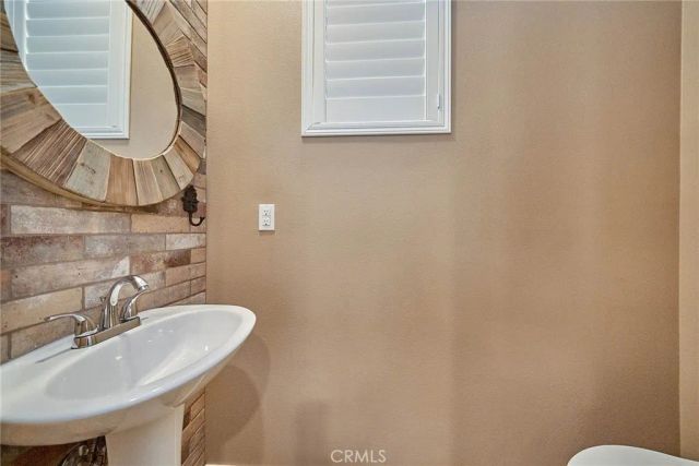 35879 Landon, Murrieta, CA 92562