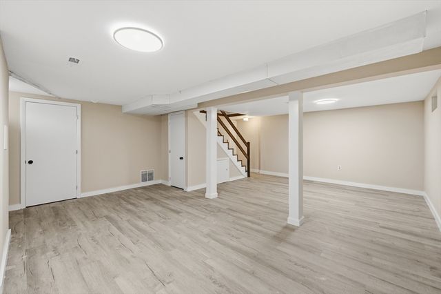 18 Emery Rd, Townsend, MA 01469