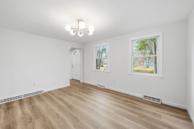 18 Emery Rd, Townsend, MA 01469