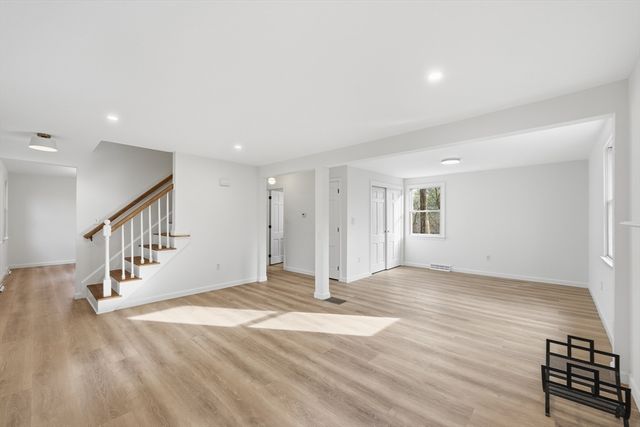 18 Emery Rd, Townsend, MA 01469