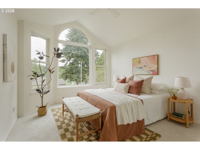 7980 Se GRAND Ave, Portland, OR 97202