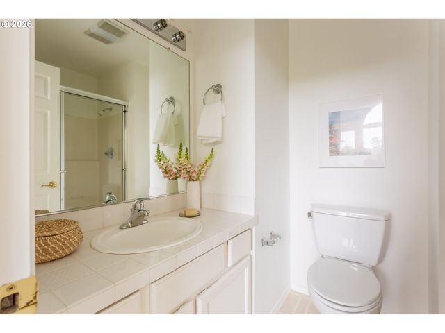 7980 Se GRAND Ave, Portland, OR 97202