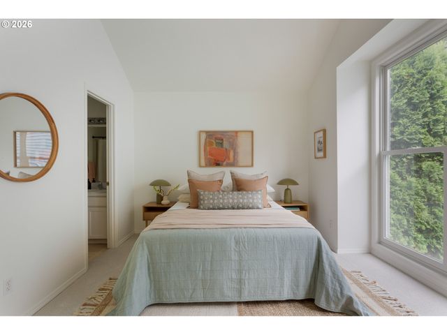 7980 Se GRAND Ave, Portland, OR 97202