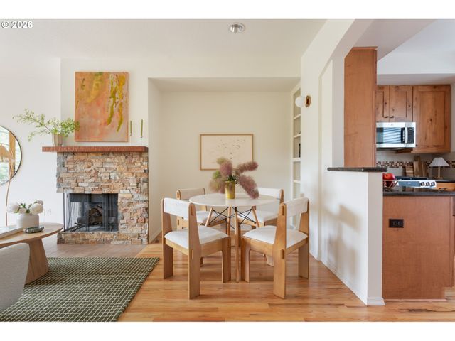 7980 Se GRAND Ave, Portland, OR 97202