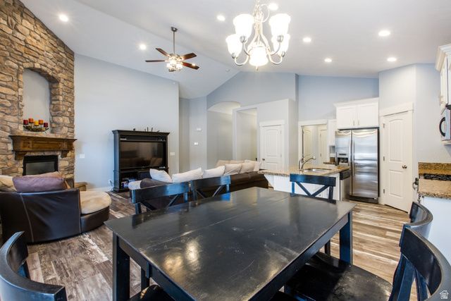 11173 S ASPEN PEAK DR, South Jordan, UT 84095