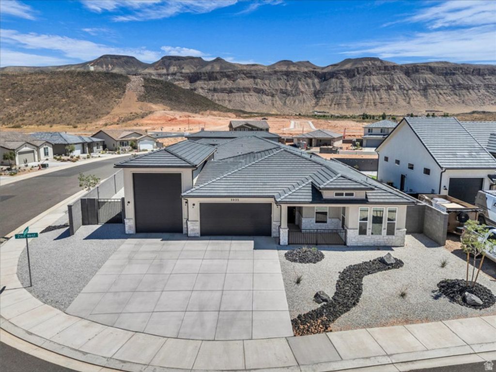 3935 S 2160 W, Hurricane, UT 84737