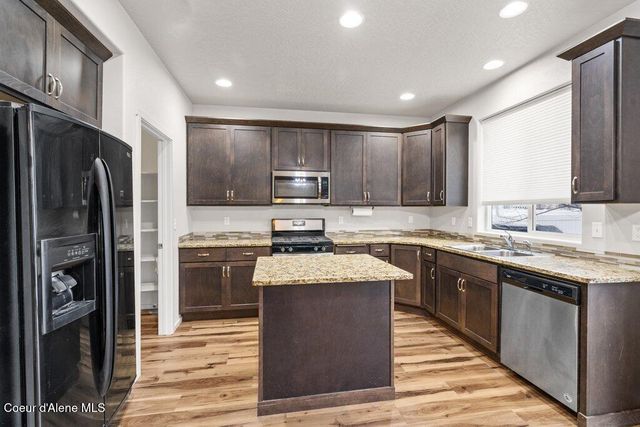 3316 N WOODFORD ST, Post Falls, ID 83854