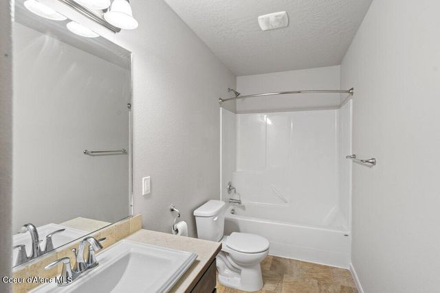 3316 N WOODFORD ST, Post Falls, ID 83854